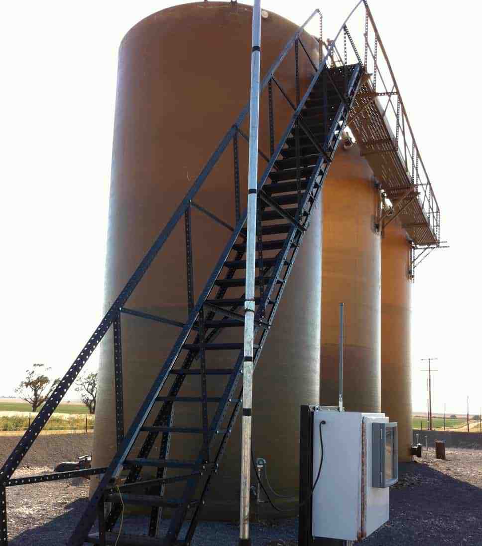 Monitoramento de tanques de eliminação de água salgada tanques, indústria óleo e gás, eliminação de água salgada, wireless.